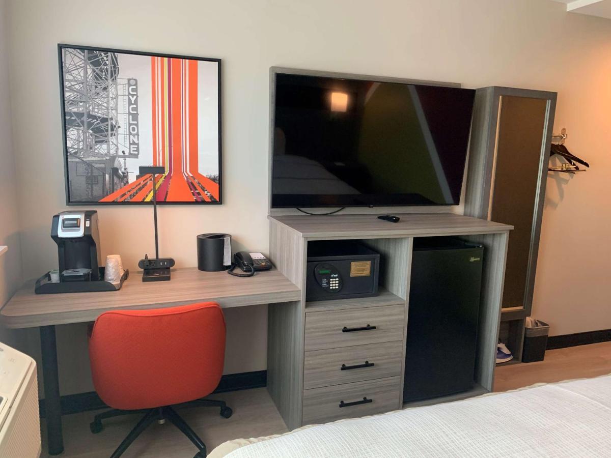 Best Western Plus Brooklyn-Prospect Park Ню Йорк Екстериор снимка